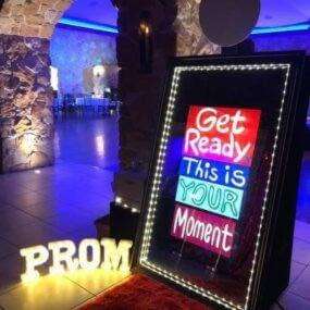 A Prom sign entrance